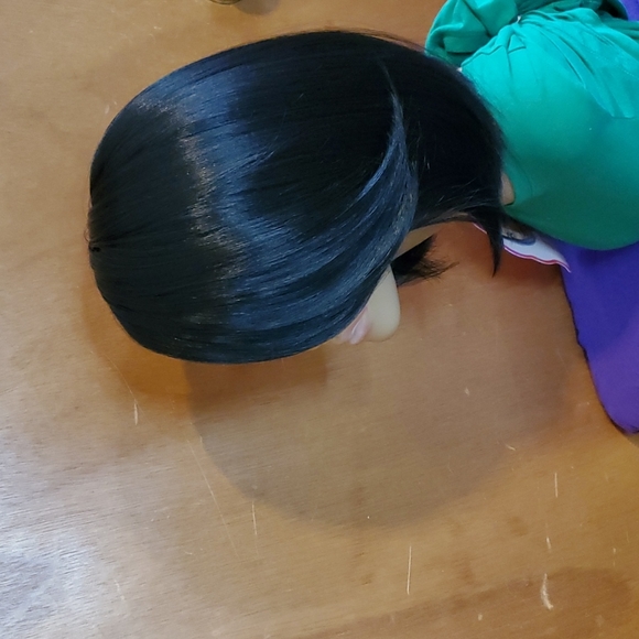 Black Side-Part Bob Wig - Picture 4 of 4